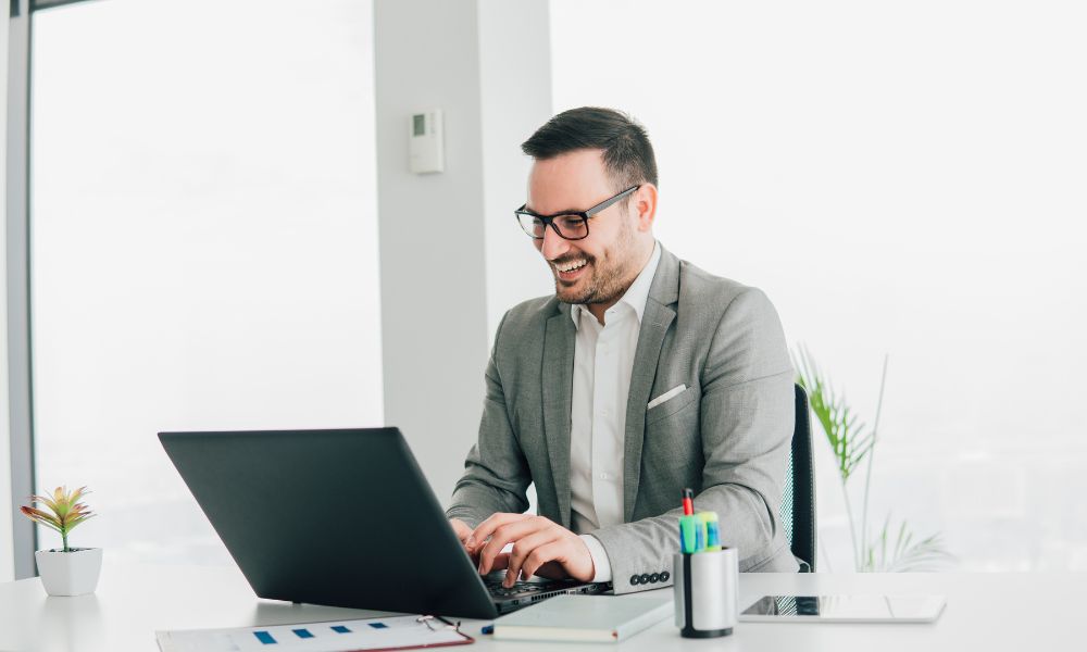 Bisnis Apa Saja yang Bisa Menggunakan Omnichannel? Saatnya Integrasi dengan InsOmnia!